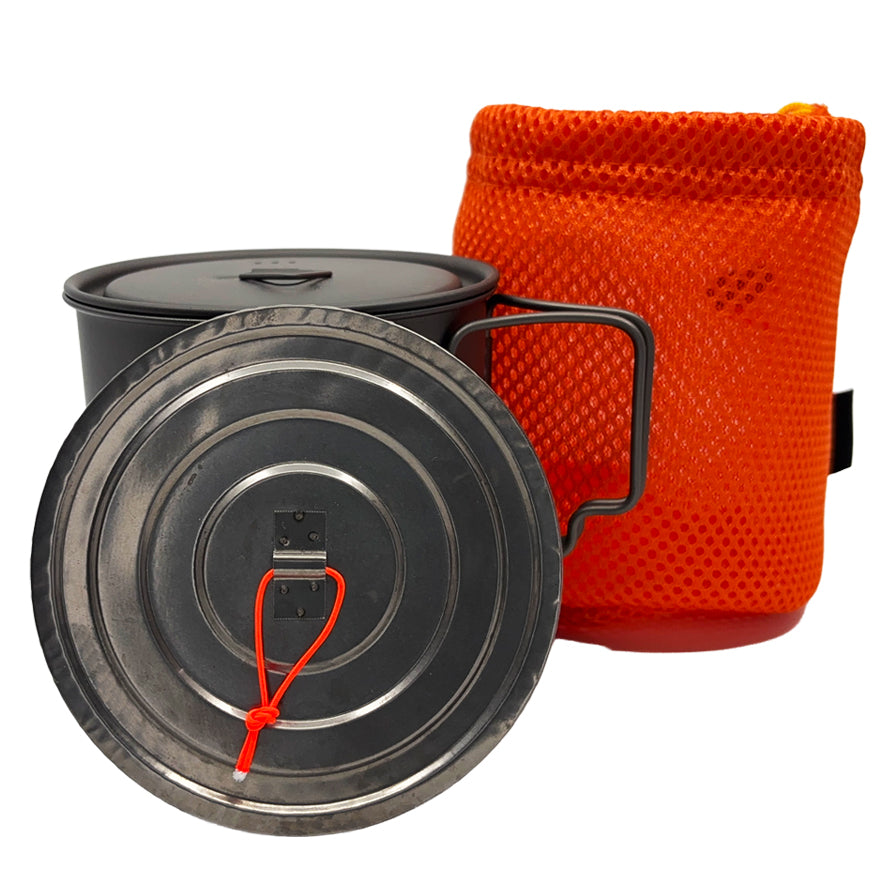 FeatherLid titanium lid with backpacking pot and storage pouch